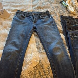 Rag and Bone
Like New 
Skinny Jean
Size 27